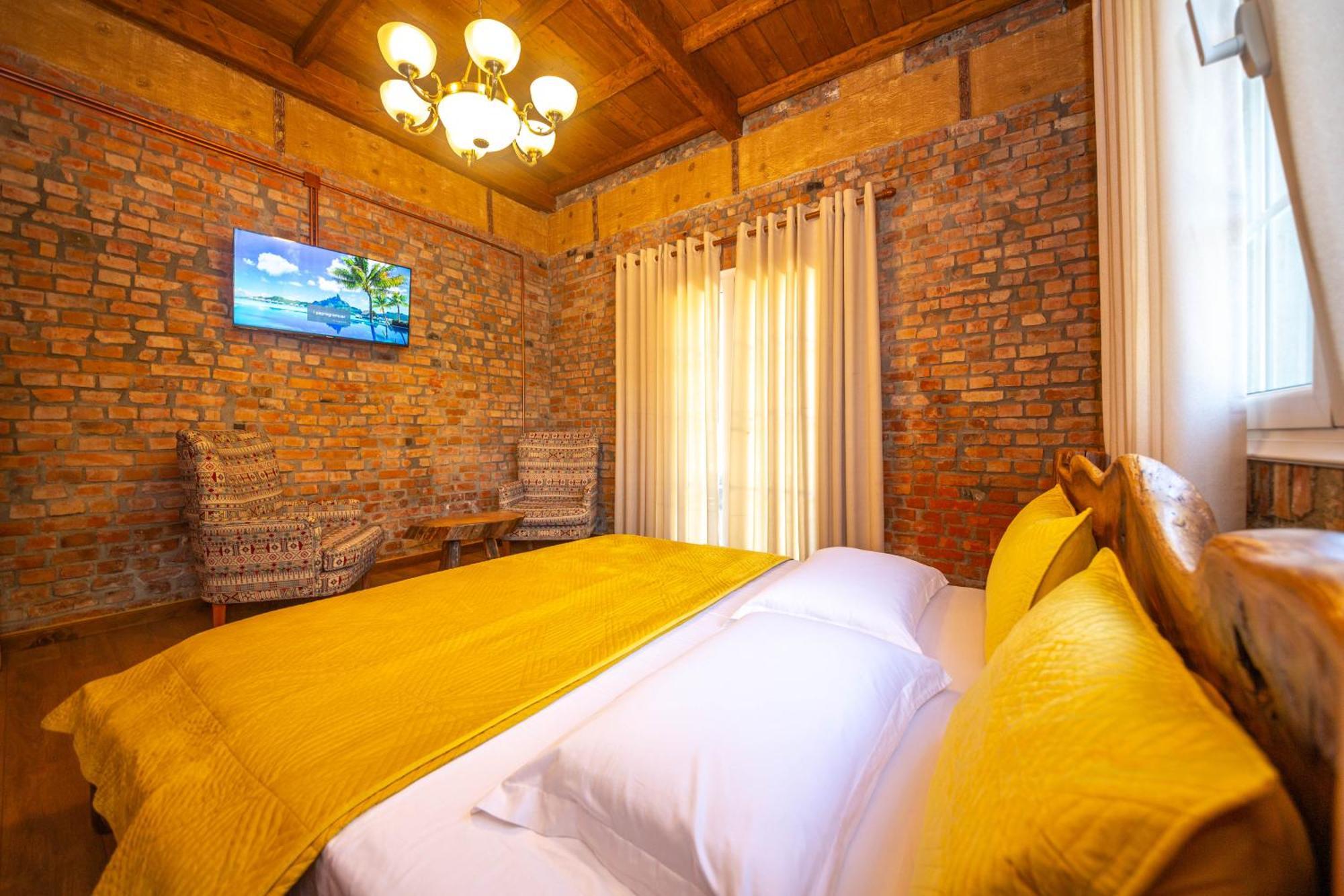 Hani I Taulant Shahinit Bed & Breakfast Gramsh